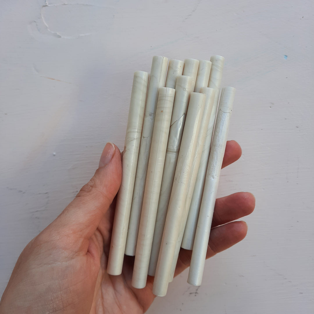 Pearl Cream 7mm sealing wax sticks - Atelier - Cera  Pearl Cream 7mm sealing wax sticks Atelier - Cera  Pearl Cream 7mm sealing wax sticks