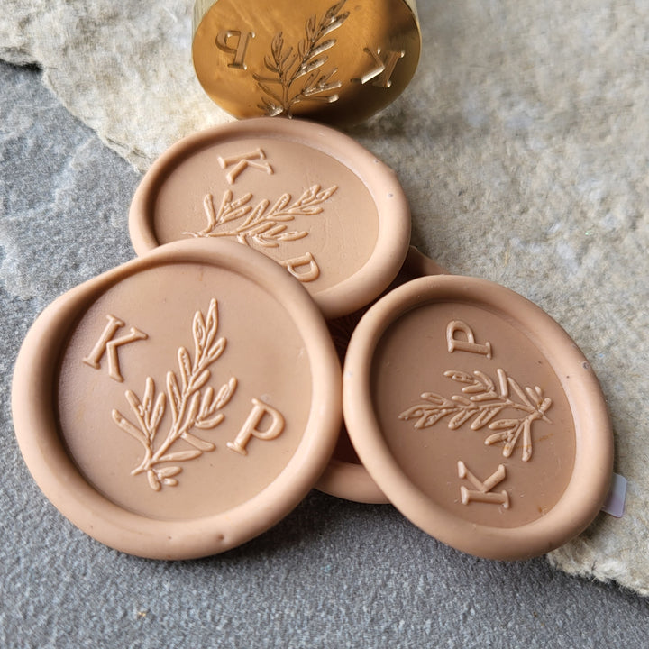 'Willow' Monogram Wax Seals - Atelier - Cera  'Willow' Monogram Wax Seals Atelier - Cera  'Willow' Monogram Wax Seals