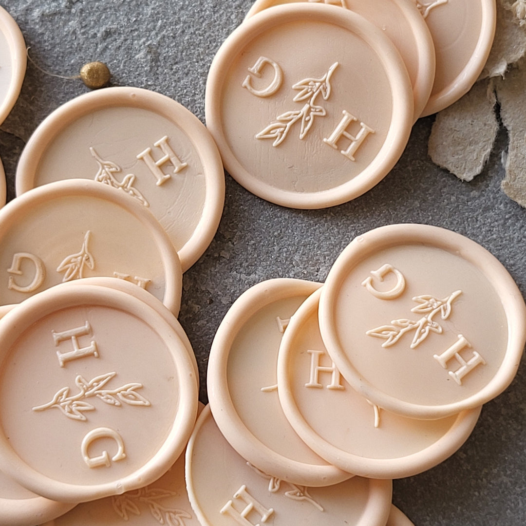 'Meadow' Monogram Wax Seals - Atelier - Cera  'Meadow' Monogram Wax Seals Atelier - Cera  'Meadow' Monogram Wax Seals