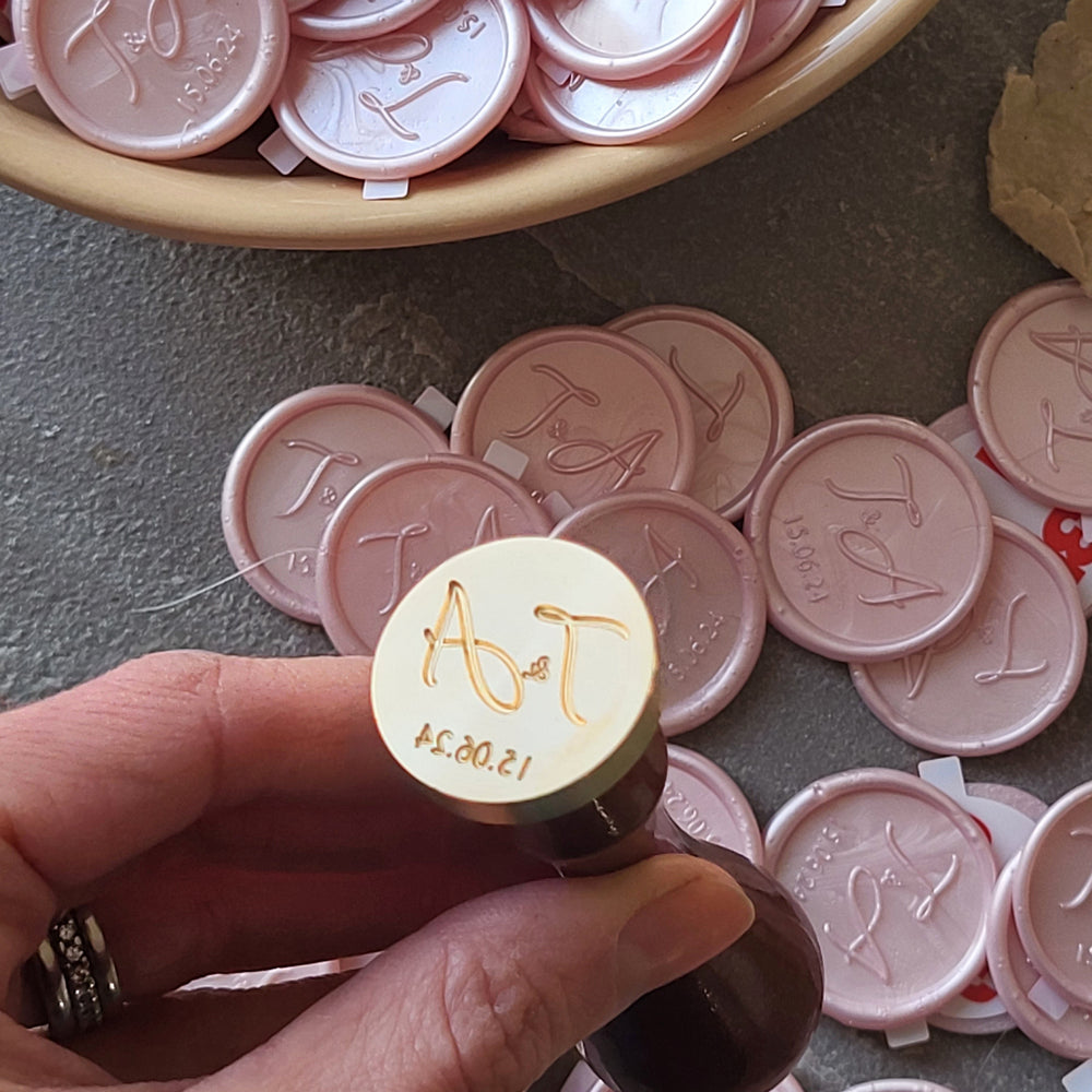 'Olivia’ Monogram STAMP with Date - Atelier - Cera  Custom Monogram Stamp | Custom Wax Stamp | Personalised Wax Stamp  Atelier - Cera  'Olivia’ Monogram STAMP with Date